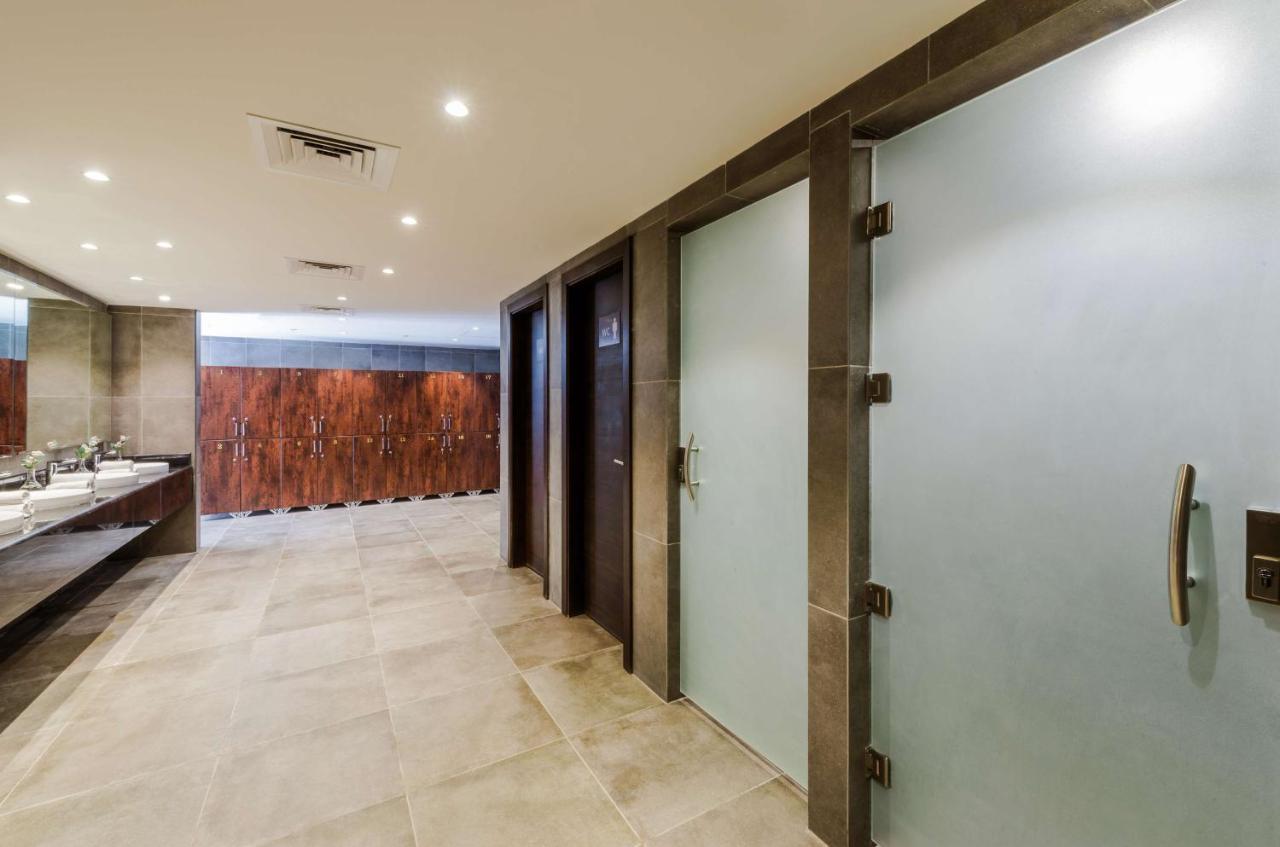 Best Western Plus Al Qurayyat City Center Екстериор снимка