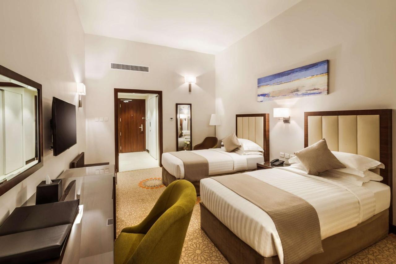 Best Western Plus Al Qurayyat City Center Екстериор снимка