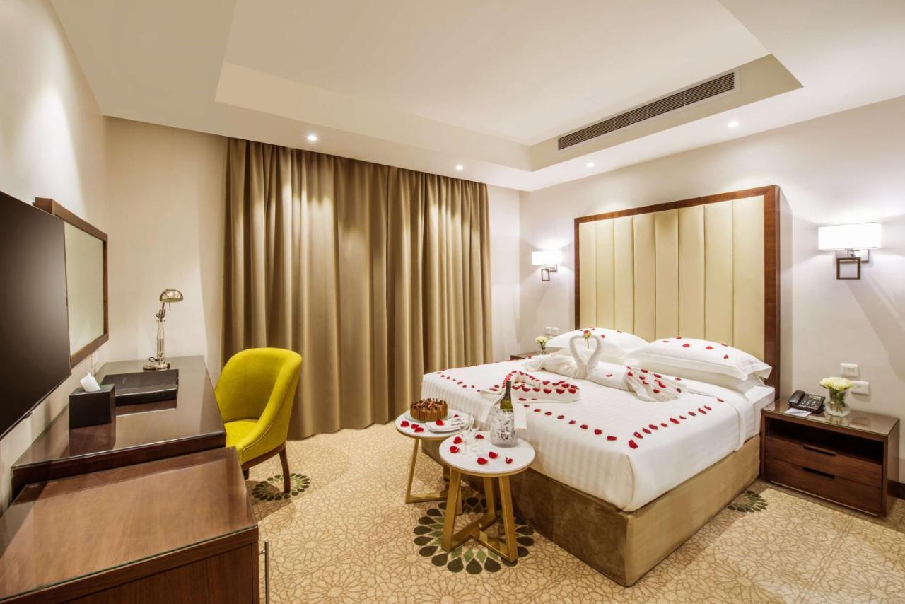 Best Western Plus Al Qurayyat City Center Екстериор снимка