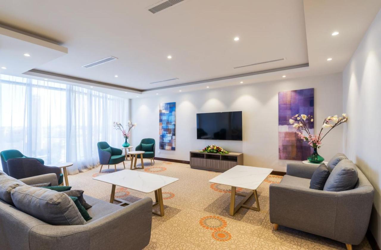 Best Western Plus Al Qurayyat City Center Екстериор снимка