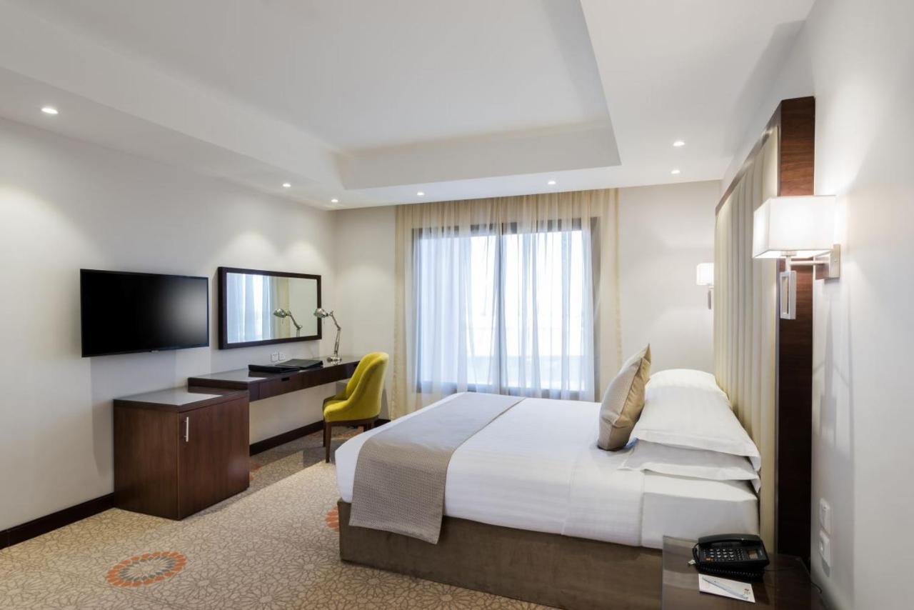 Best Western Plus Al Qurayyat City Center Екстериор снимка