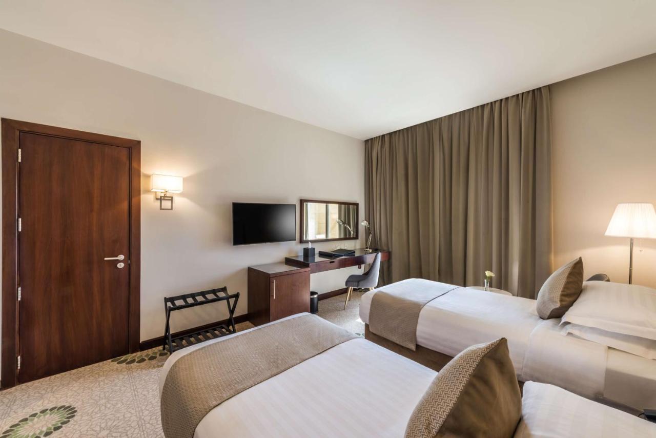 Best Western Plus Al Qurayyat City Center Екстериор снимка