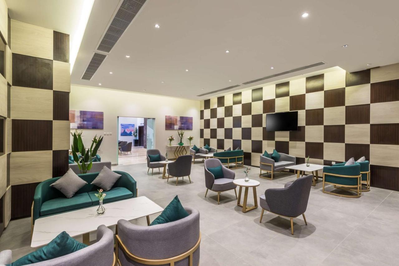 Best Western Plus Al Qurayyat City Center Екстериор снимка